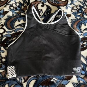 New balance crop top xs